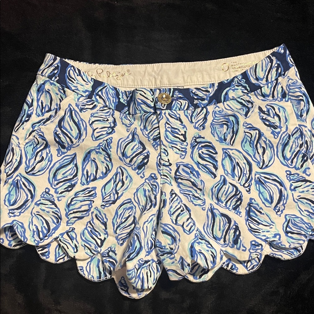 Lilly Pulitzer High Waist Blue and White Leaf Print Shorts